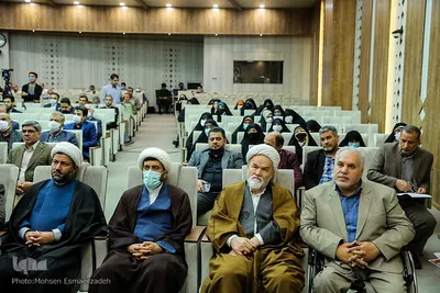 نشست شهردار مشهد با جامعه قرآنی
