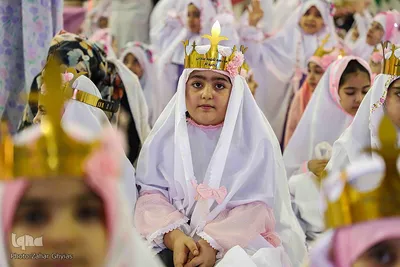 جشن تکلیف «دختران تبریزی»‎
