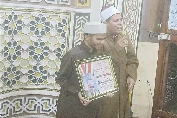 تقدیر از برنده روشندل مسابقات بین‌المللی قرآن اردن در زادگاه خود