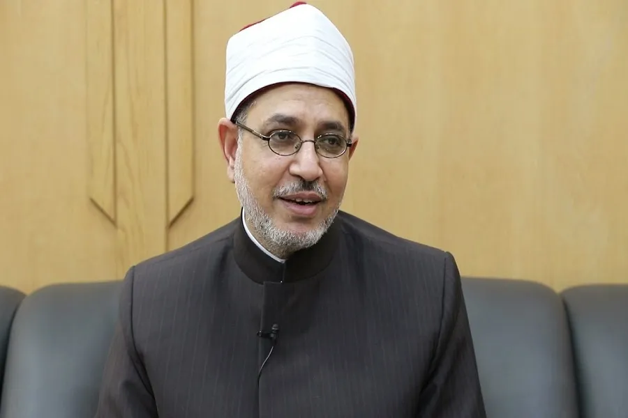 رئيس جامعة الأزهر يوضح بلاغة التعريف والتنكير في الدعاء القرآني والنبوي