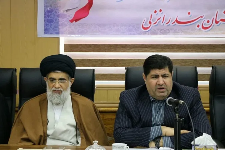‌مردم سالاری دینی در تمامی صحنه های انقلاب موج می‌زند