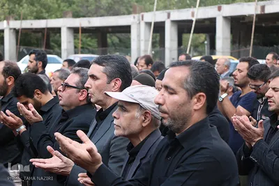 حضور استاندار مرکزی در مراسم عزاداری ظهر عاشورا در آستانه علوی - شازند/عکاس:طاها نظیری