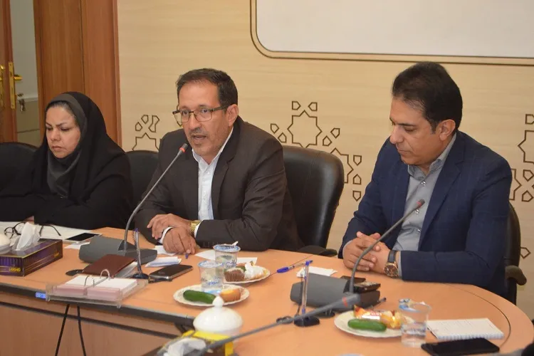 بانوان در تمام حوزه‌ها نقش‌آفرینی كنند