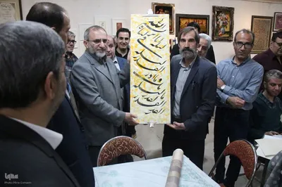 بازدید استاندار مرکزی از نمایشگاه قرآن