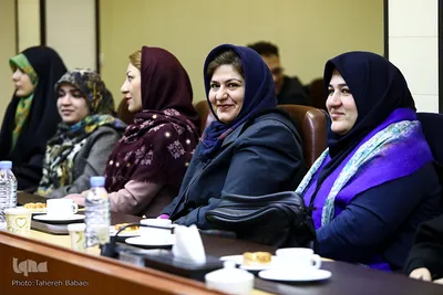 تجلیل از هنرمندان نمایشگاه نفس‌المطمئنه