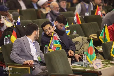 رقابت آقایان در دومین روز از مسابقات بین‌المللی قرآن /۲