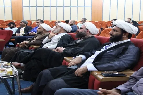 نشست فعالان عرصه رسانه ، فضای مجازی و اطلاع رسانی دینی در قائم‌شهر