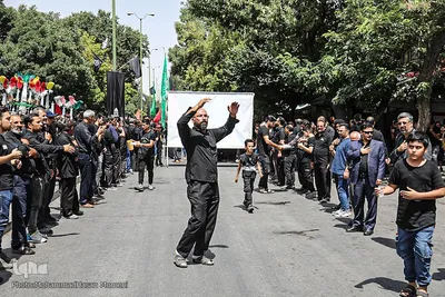 دسته عزاداری روز عاشورا در همدان‎