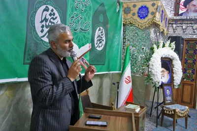 محفل انس با قرآن کریم در آستان مقدس حضرت علی ابن حمزه(ع)