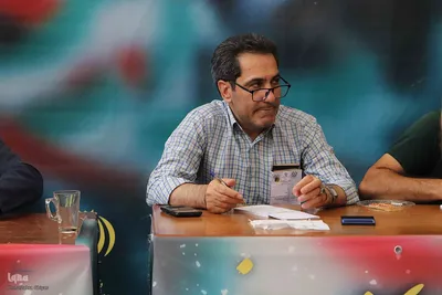 حضور هنرمندان پای صندوق‌های رأی‎