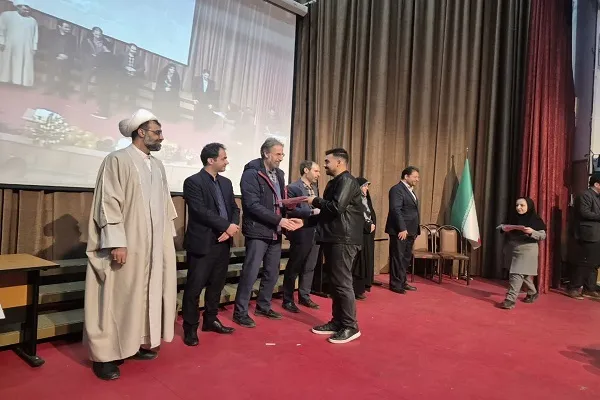 سیزدهمین دوره مناظرات دانشجویی در کردستان به کار خود پایان داد