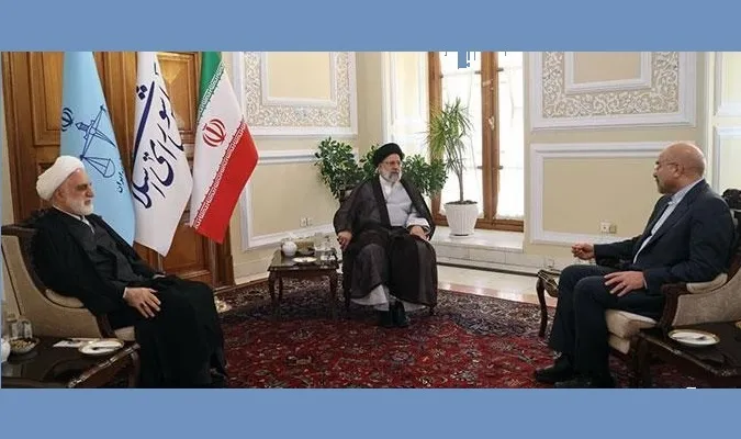 سران قوا بر تدوین قانون جامع در موضوع عفاف و حجاب تأکید کردند