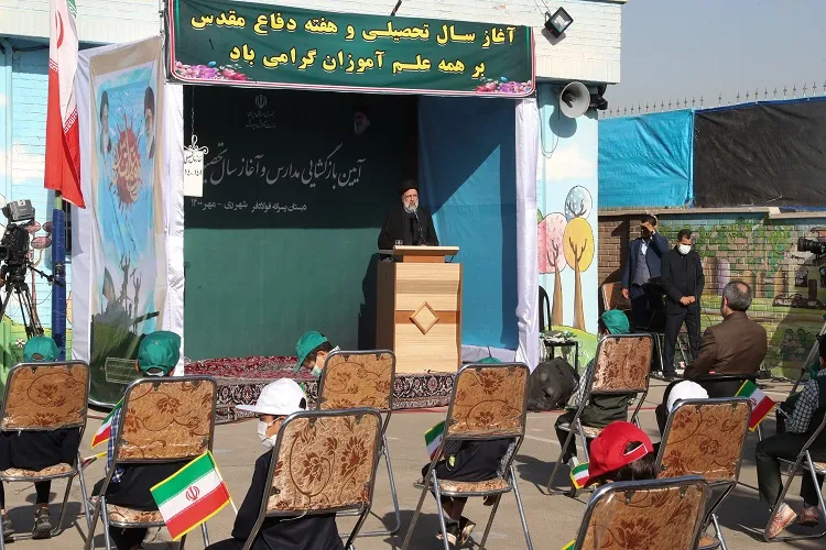 مدرسه جایگاهی مقدس و محل اندیشه‌ورزی است / پرسش مهر؛ ایران قوی چه ویژگی‌هایی دارد