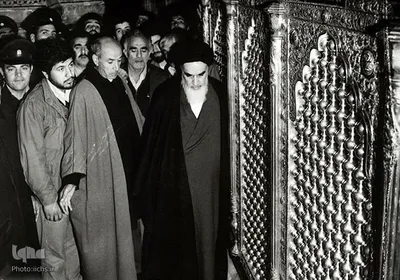 روزشمار انقلاب؛ امام خمینی(ره) از پاریس تا تهران