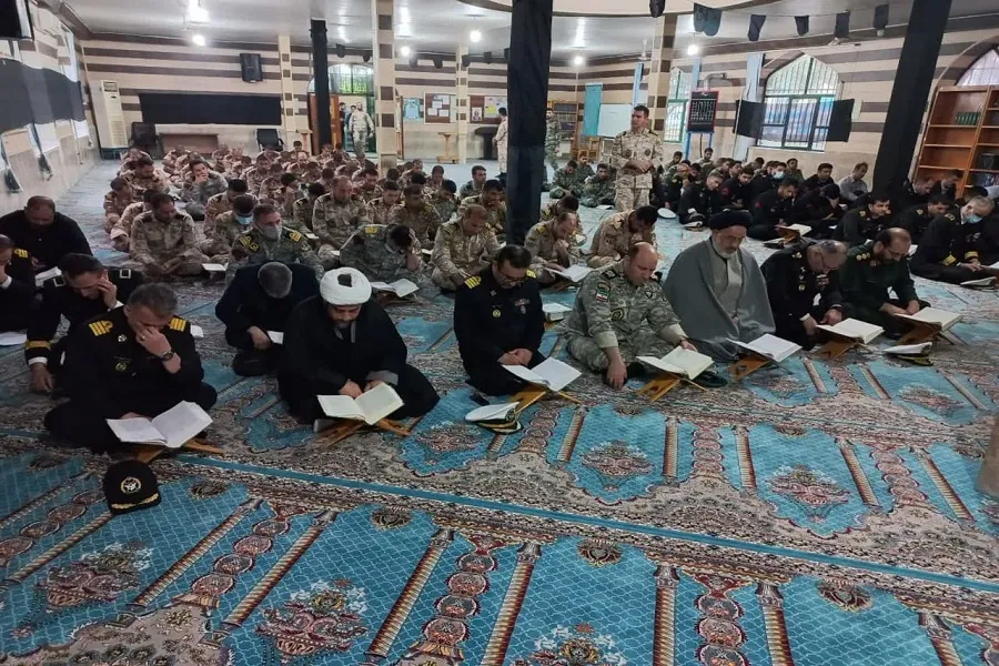 محفل انس با قرآن در مرکز آموزش تفنگداران دریایی منجیل برگزار شد