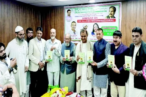 علامہ اقبال اردو والوں میں نہیں،ہندوستان میں پیدا ہوئے