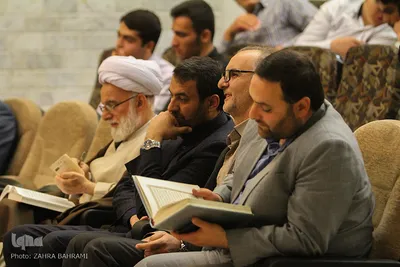 بازدید نماینده ولی‌فقیه در استان مرکزی از مسابقات قرآن دانش‌آموزی/عکاس: زهرا بهرامی
