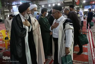 مراسم بزرگداشت جان‌باختگان متروپل آبادان