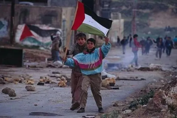 انتفاضه سنگ؛ یادآور مقاومت فلسطینیان با دست‌های خالی