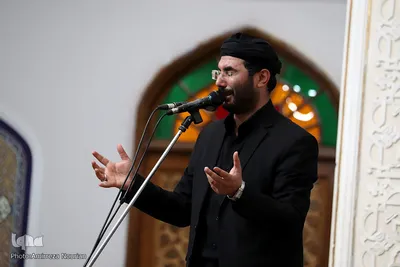 ⁨دل باختگان حسین(ع) در میعادگاه نماز ظهر عاشورا⁩