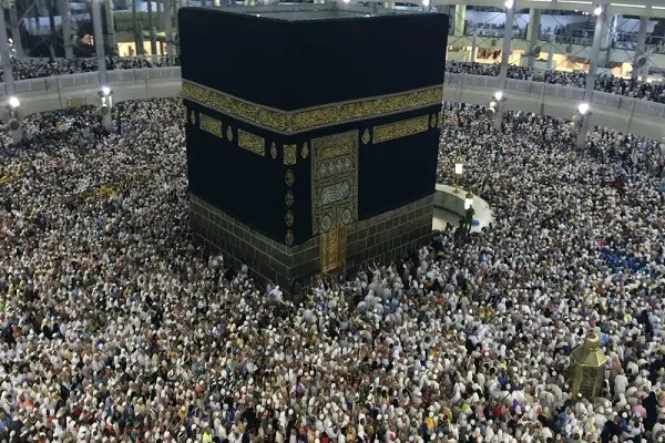 السعودية تمنح مقاعد الحج لقادة الحشد الشعبي العراقي