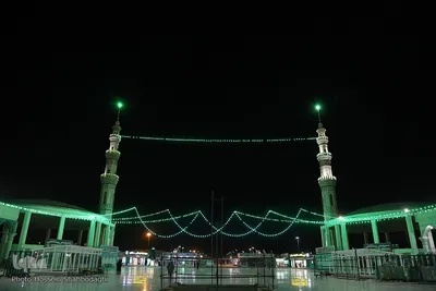 چراغانی مسجد جمکران در آستانه نیمه شعبان