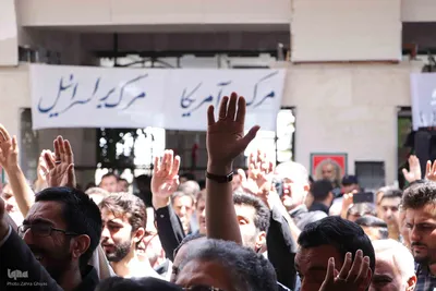 تشییع پیکر دو شهید قرآن آموز در تبریز