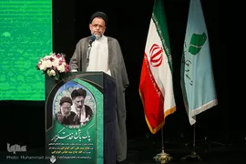 حجت‌الاسلام و المسلمین سید محمود علوی، وزیر اطلاعات در بزرگداشت سید آزادگان، حجت‌الاسلام سید علی‌اکبر ابوترابی