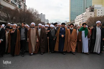 مراسم تشییع پیکر آیت‌الله سیدمحمدمهدی خلخالی در مشهد مقدس