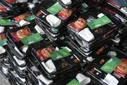 5,000 Iftar Packages Distributed at Tehran Quran Expo Everyday