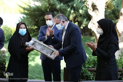 تجلیل از کادر پزشکی بیمارستان نمازی شیراز