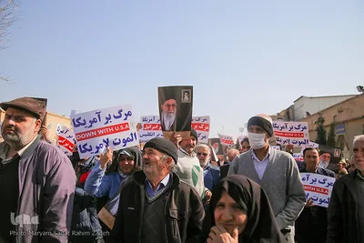 خروش انقلابی مردم ولایتمدار استان فارس در محکومیت نشریه فرانسوی