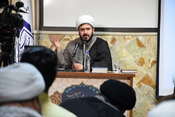 ضرورت تولید محتوا در تبیین چرایی وحدت حوزه و دانشگاه