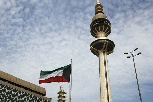 وزير الدفاع يطلب رأي دار الإفتاء في ضم أول دفعة من النساء إلى الجيش الكويتي‎‎