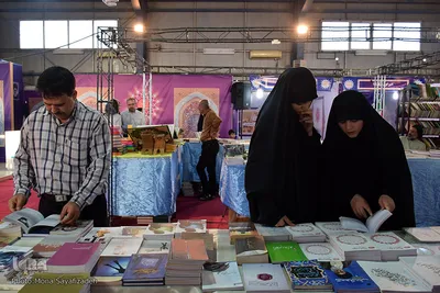 نمایشگاه قرآن و عترت اهواز در روز چهارم 