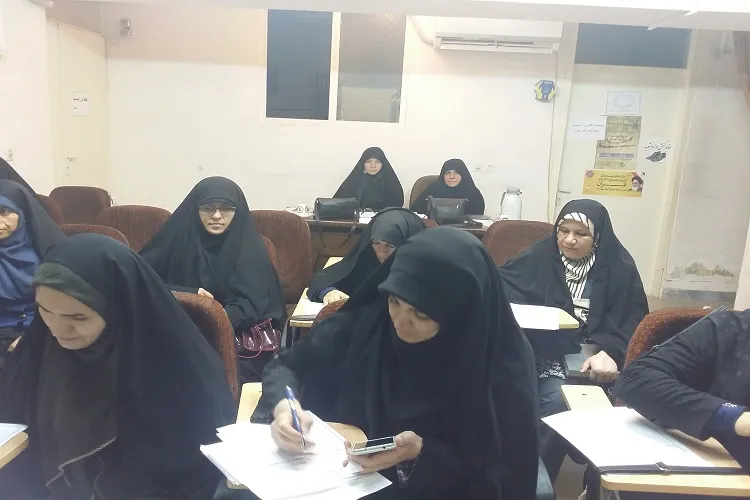 برگزاری ۱۳۰۰ ساعت دوره تخصصی قرآن در کرمانشاه