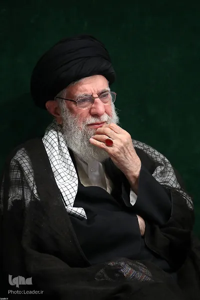 مراسم عزاداری شب عاشورای حسینی در حسینیه امام‌خمینی(ره)