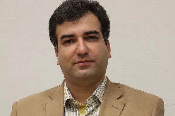 مطبوعات بیشتر از مهمانی نیازمند درمان هستند