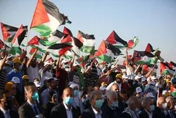 Tausende Palästinenser protestieren gegen Israels Annexionspläne