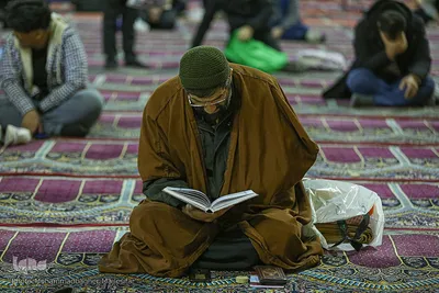 مراسم شب ۱۹ رمضان در مسجد جامع اصفهان