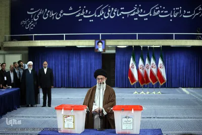 حضور حضرت آیت الله خامنه ای، رهبر معظم انقلاب پای صندوق اخذ رای