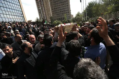 تشییع پیکر شهید گمنام
