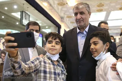 بازدید محمد اسلامی، رئیس سازمان انرژی اتمی از بیست و نهمین نمایشگاه بین‌المللی قرآن کریم 