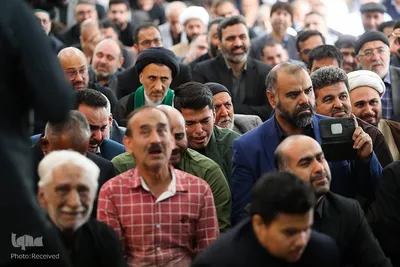 سیدرضا موید در حرم مطهر رضوی آرام گرفت