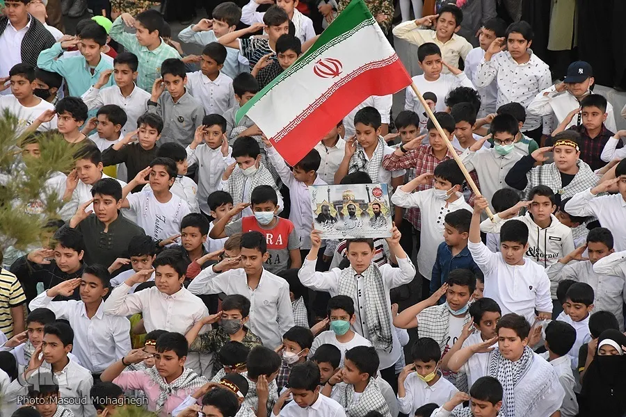 سلام دهه هشتادی‌ها و نودی‌ها به فرمانده