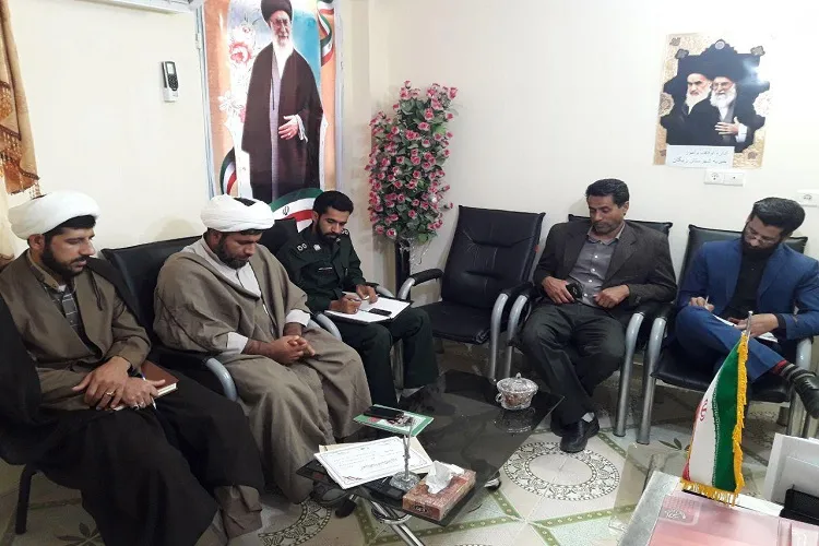 نشست فعالان قرآنی ریگان به میزبانی اداره اوقاف برگزار شد