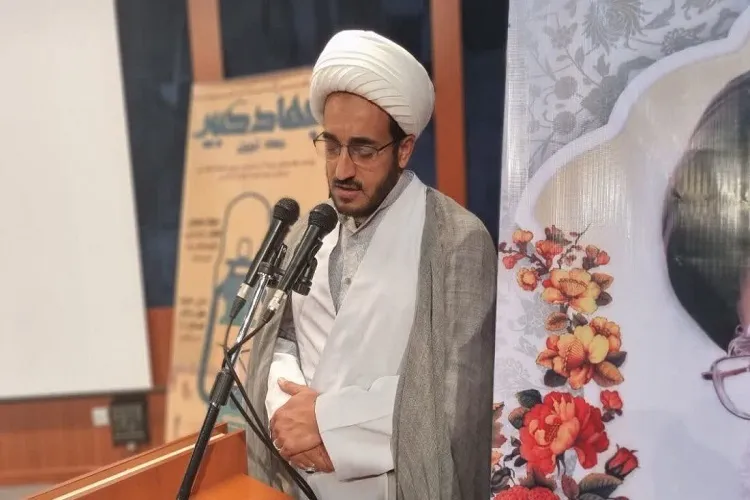 کار فرهنگی و تبلیغی را با جدیت در هرمزگان دنبال می‌کنم