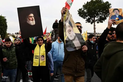 حضور دوستداران مقاومت در مراسم تشییع پیکر سیدحسن نصرالله