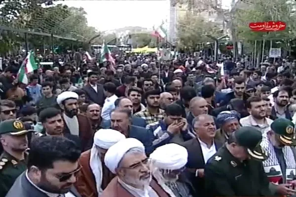 راهپیمایی یوم‌الله ۱۳ آبان در کردستان برگزار شد