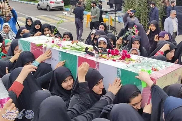 عطرافشانی دانشگاه مازندران با رایحه فاطمی شهید گمنام
